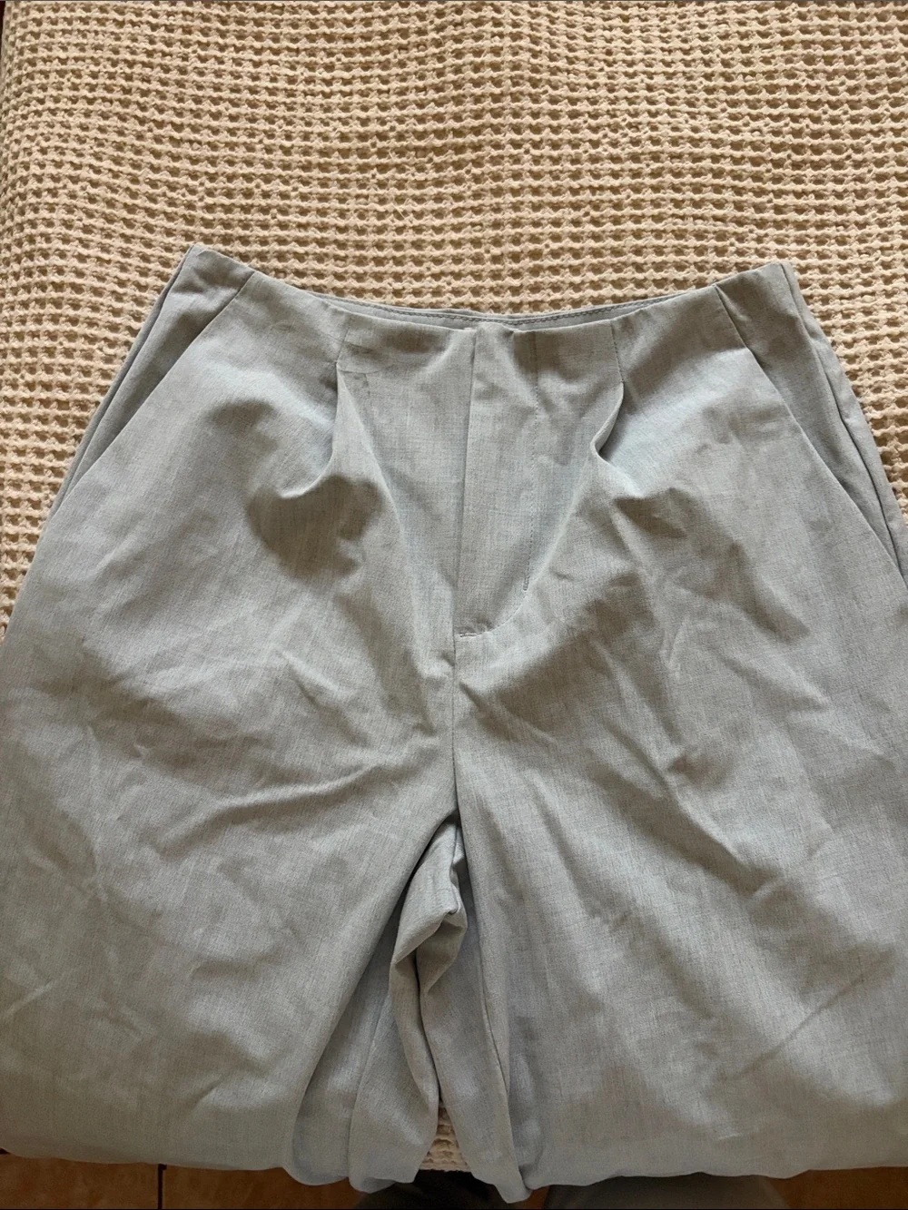 Women’s Classic Pleated Dress Pants - Light Gray